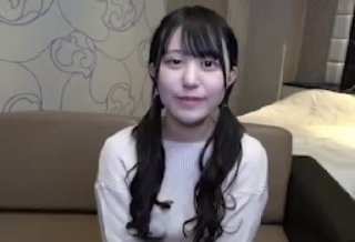 美女社区酒店偷拍大学生情侣开房女友来月经不方便
